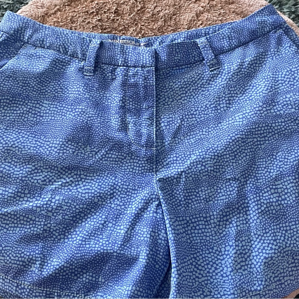 Nike women’s golf shorts dry fit.